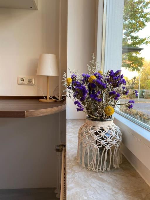 Country Style Apartment With Balcony Near Fair Hannover Exteriör bild
